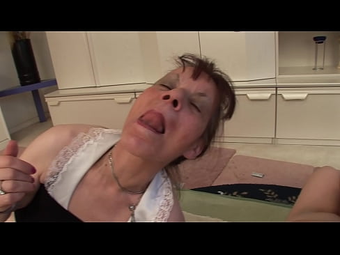 ❤️ Dua nenek dan satu kakek memiliki threesome ❤ Anal porno di id.pornado-co.ru