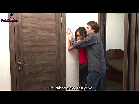 ❤️ Realtor seksi seksi secara sensual menyentak vagina dan keparatnya saat menjual apartemennya - Krempai ❤ Anal porno di id.pornado-co.ru